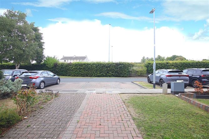 37 Mount Bellew Crescent, Lucan, County Dublin