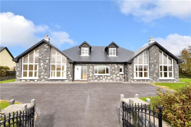 Main image for 2 Rosshill Road,Rosshill,Galway,H91 V44T