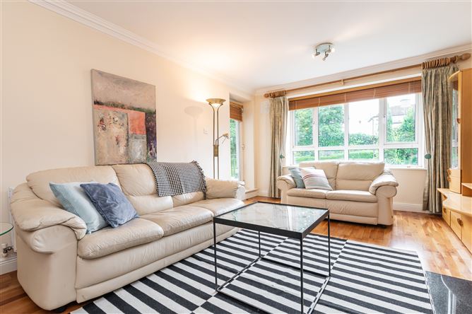 8 Merrion Woods, Blackrock, County Dublin