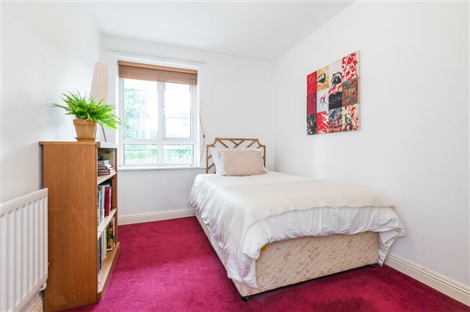8 Merrion Woods, Blackrock, County Dublin