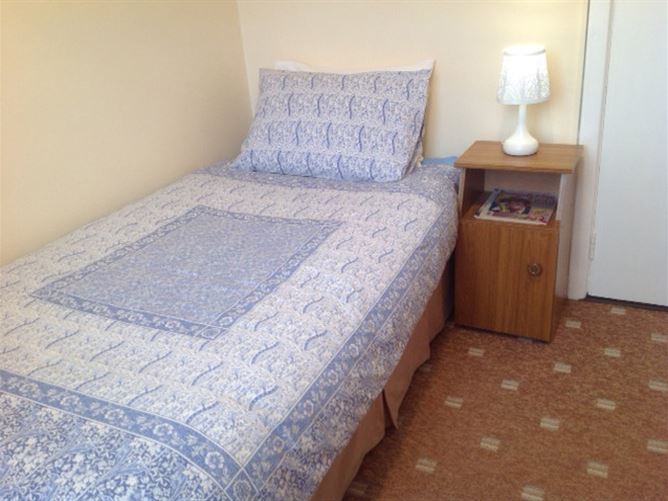 393 Tigh Kate,