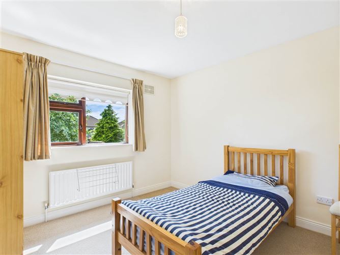 15 College Gardens, Granby Row, Carlow, County Carlow