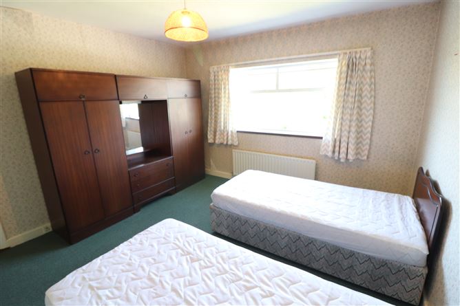 Photo 13 of 41 — 38 Glenanaar ave, Woodview Park, Caherdavin, Limerick