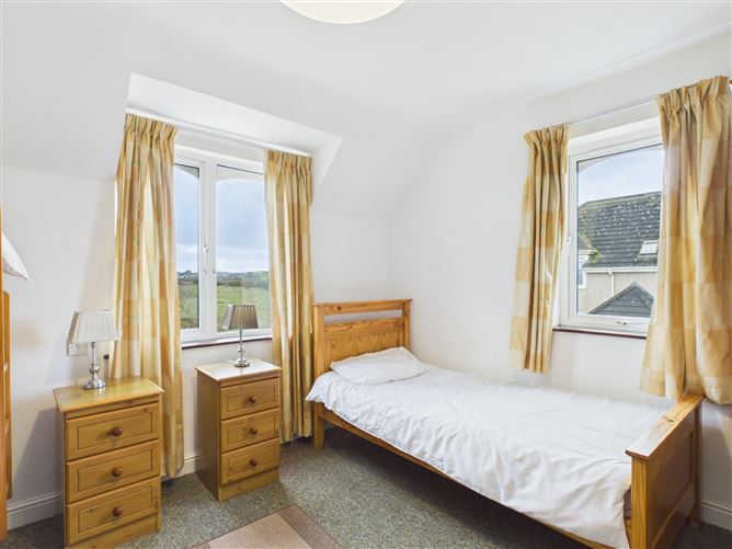 2C Moore Bay, Kilkee, Co. Clare