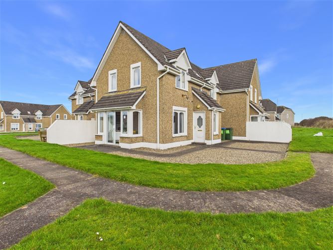 2C Moore Bay, Kilkee, Co. Clare