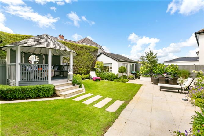 1 Dunmore Lawn, Kingswood, Dublin 24