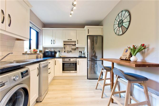 5 Arkendale Court, Glenageary, Co. Dublin