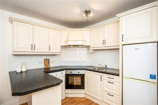 13 Lansdowne Crescent, Lansdowne Park, Ballsbridge, Dublin 4