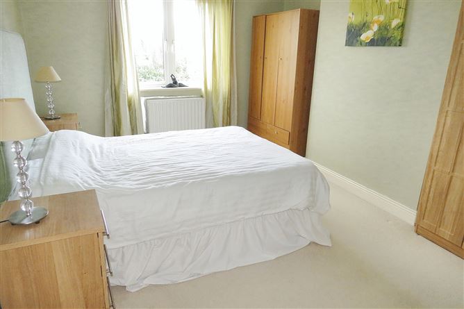 1 Orchard Heights, Charleville, Co. Cork