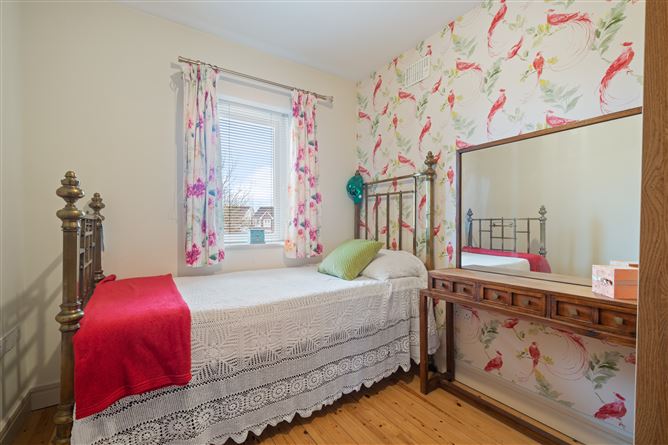 15 Cúirt Na hAbhann, Claregalway, Galway