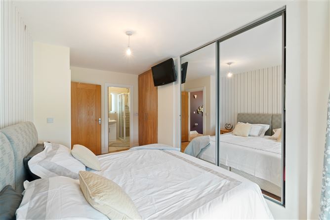 15 Cúirt Na hAbhann, Claregalway, Galway