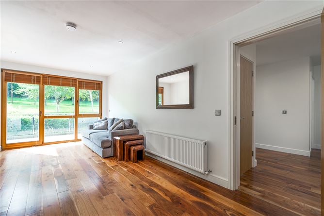 42 The Willow, Parkview, Dublin 18 , Stepaside,   Dublin 18, D18 W270