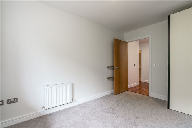 42 The Willow, Parkview, Dublin 18 , Stepaside,   Dublin 18, D18 W270