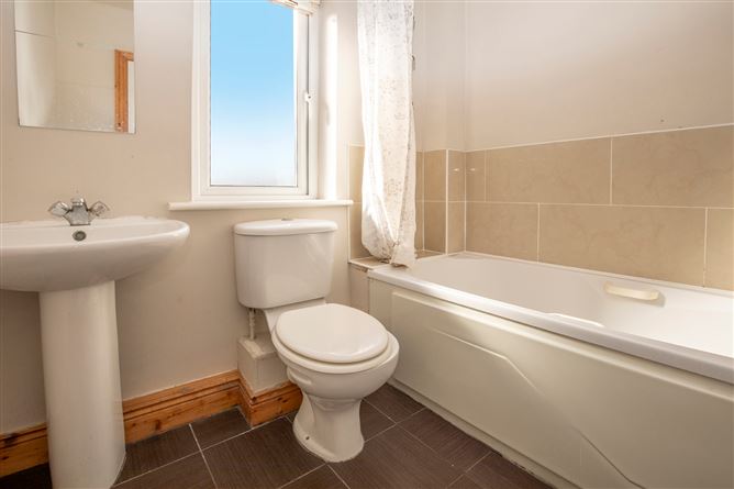 14 Hampton Wood Crescent, Finglas, Dublin 11