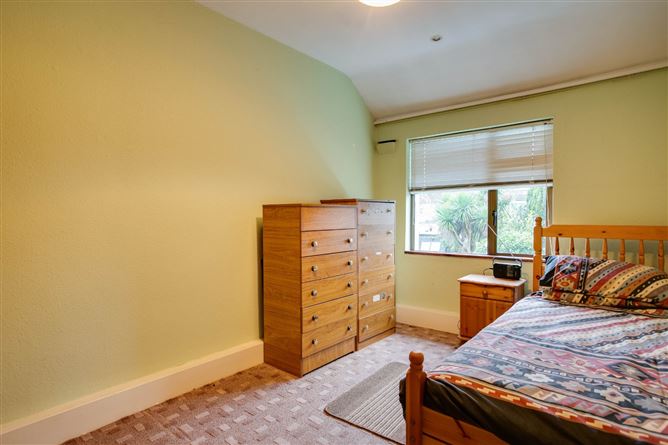 27 Loreto Avenue, Rathfarnham, Dublin 14