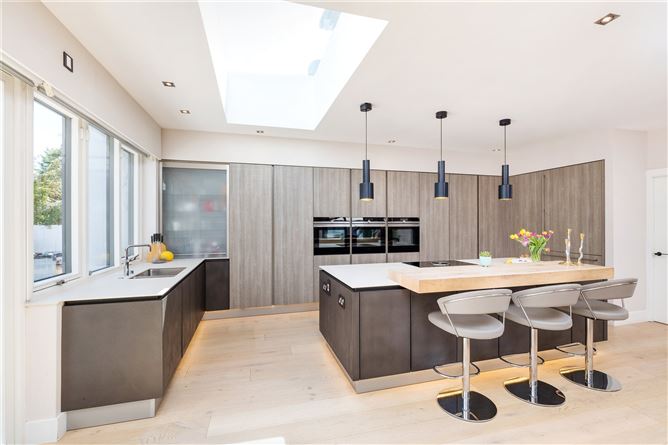 12 The Rise, Malahide, Co. Dublin