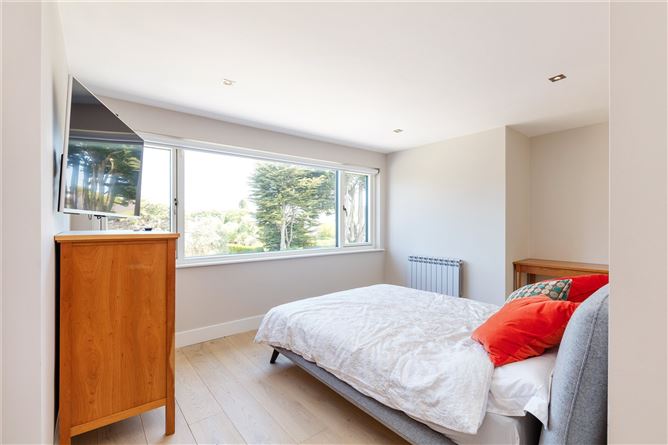 12 The Rise, Malahide, Co. Dublin