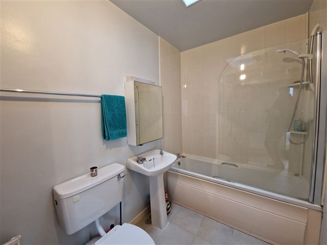 6 Church View, Swinford, Co. Mayo