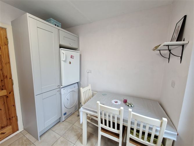 6 Church View, Swinford, Co. Mayo