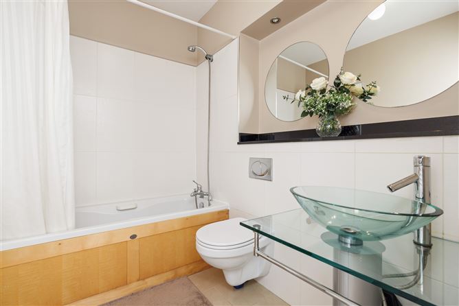 20 Olcovar, Shankill, Dublin 18