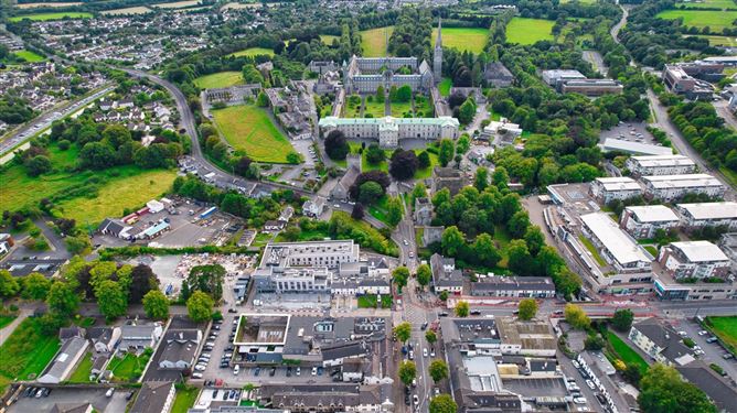 Harbour House, Leinster Street, Maynooth, County Kildare