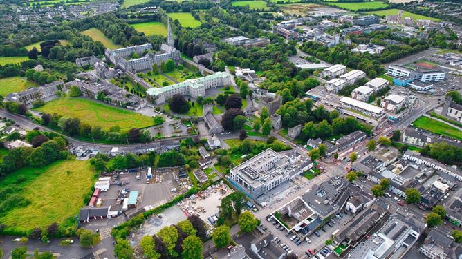 Harbour House, Leinster Street, Maynooth, County Kildare