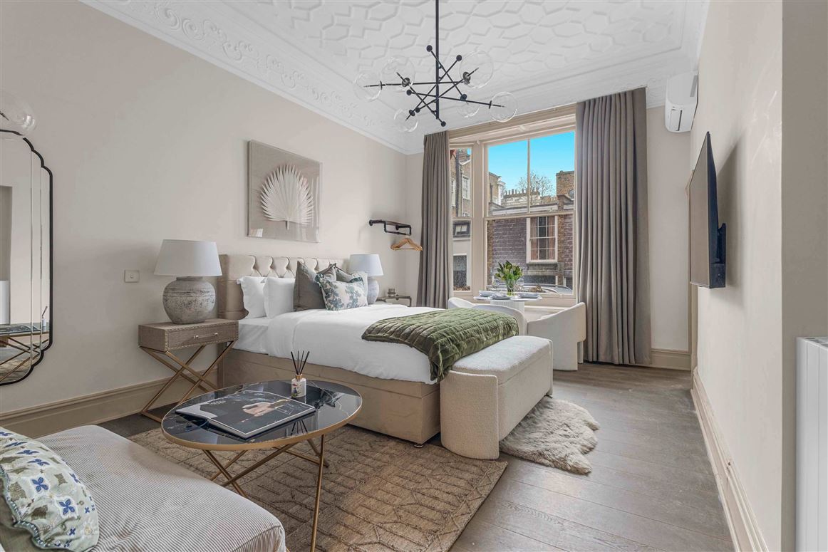 Chelsea Essence,London,Greater London,United Kingdom
