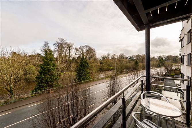  50 Academy Square, Navan, Meath