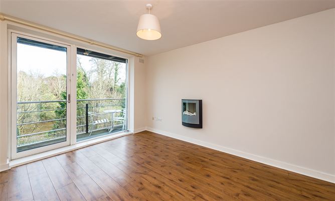  50 Academy Square, Navan, Meath