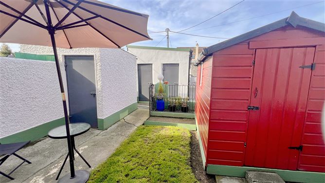 65 St Joseph's Place, Ballinasloe, Galway