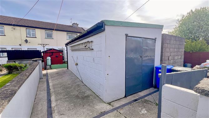 65 St Joseph's Place, Ballinasloe, Galway