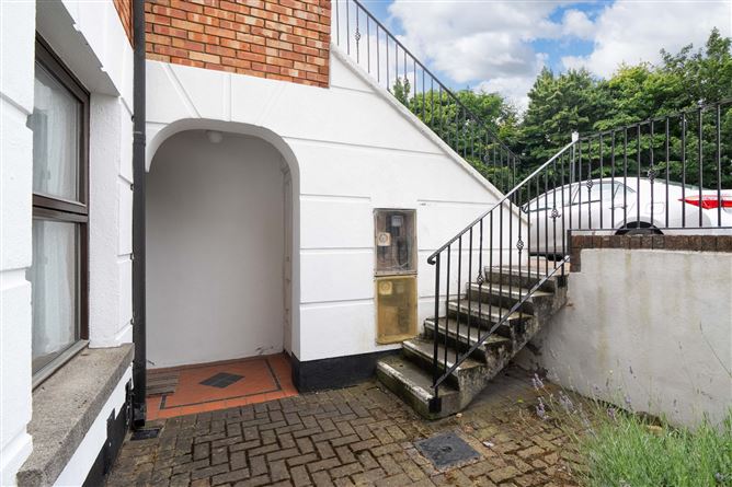 15 Thorncliffe, Dundrum Road, Milltown, Dublin 6