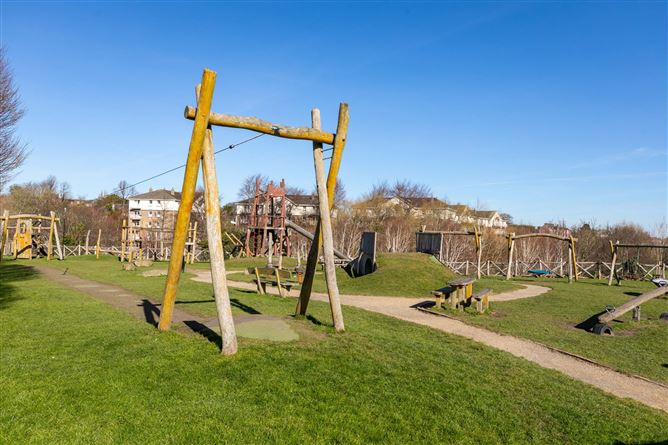 15 Thorncliffe, Dundrum Road, Milltown, Dublin 6