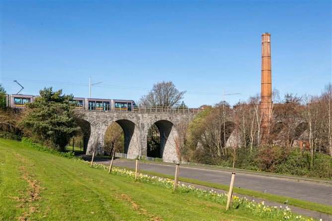 15 Thorncliffe, Dundrum Road, Milltown, Dublin 6