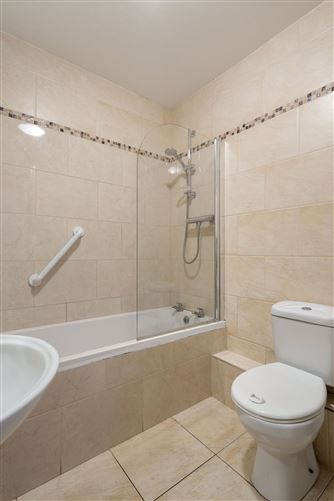 15 Thorncliffe, Dundrum Road, Milltown, Dublin 6