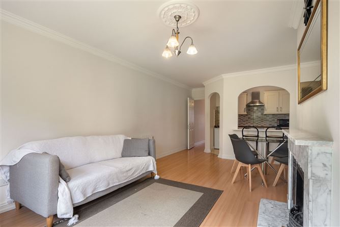 15 Thorncliffe, Dundrum Road, Milltown, Dublin 6
