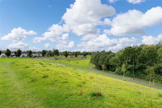 15 Thorncliffe, Dundrum Road, Milltown, Dublin 6