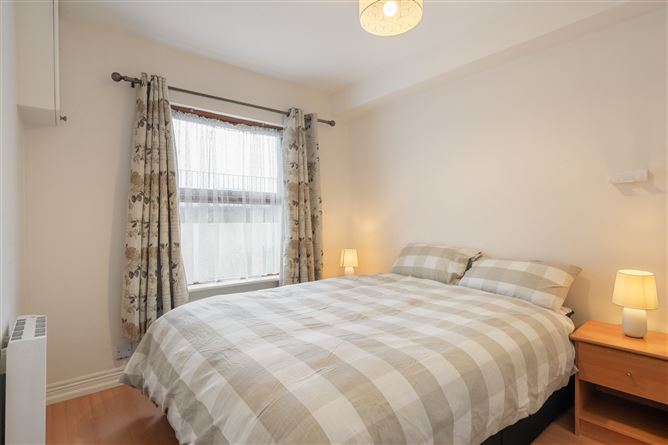 15 Thorncliffe, Dundrum Road, Milltown, Dublin 6