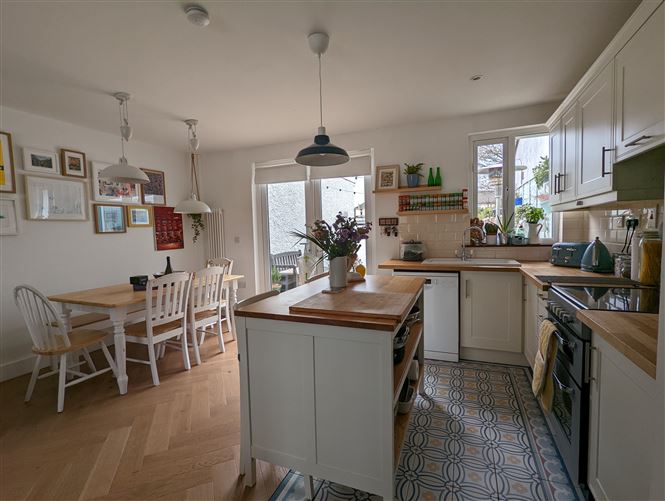 128 Dolphin Road, Drimnagh, Dublin 12