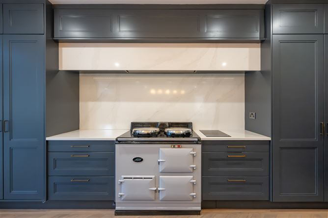 Estoril, Hettyfield, Douglas, Cork City