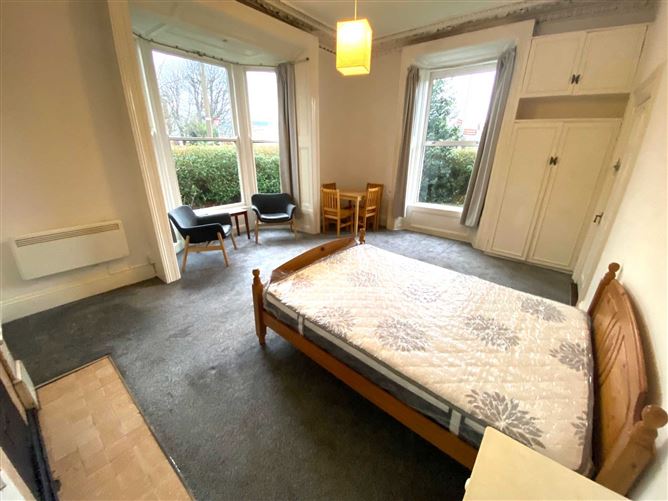 Tritonville Road, Sandymount, Dublin 4