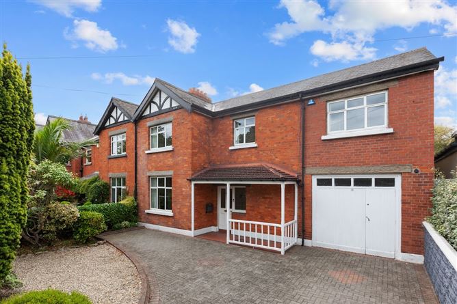 15 Castle Avenue , Clontarf, Dublin 3
