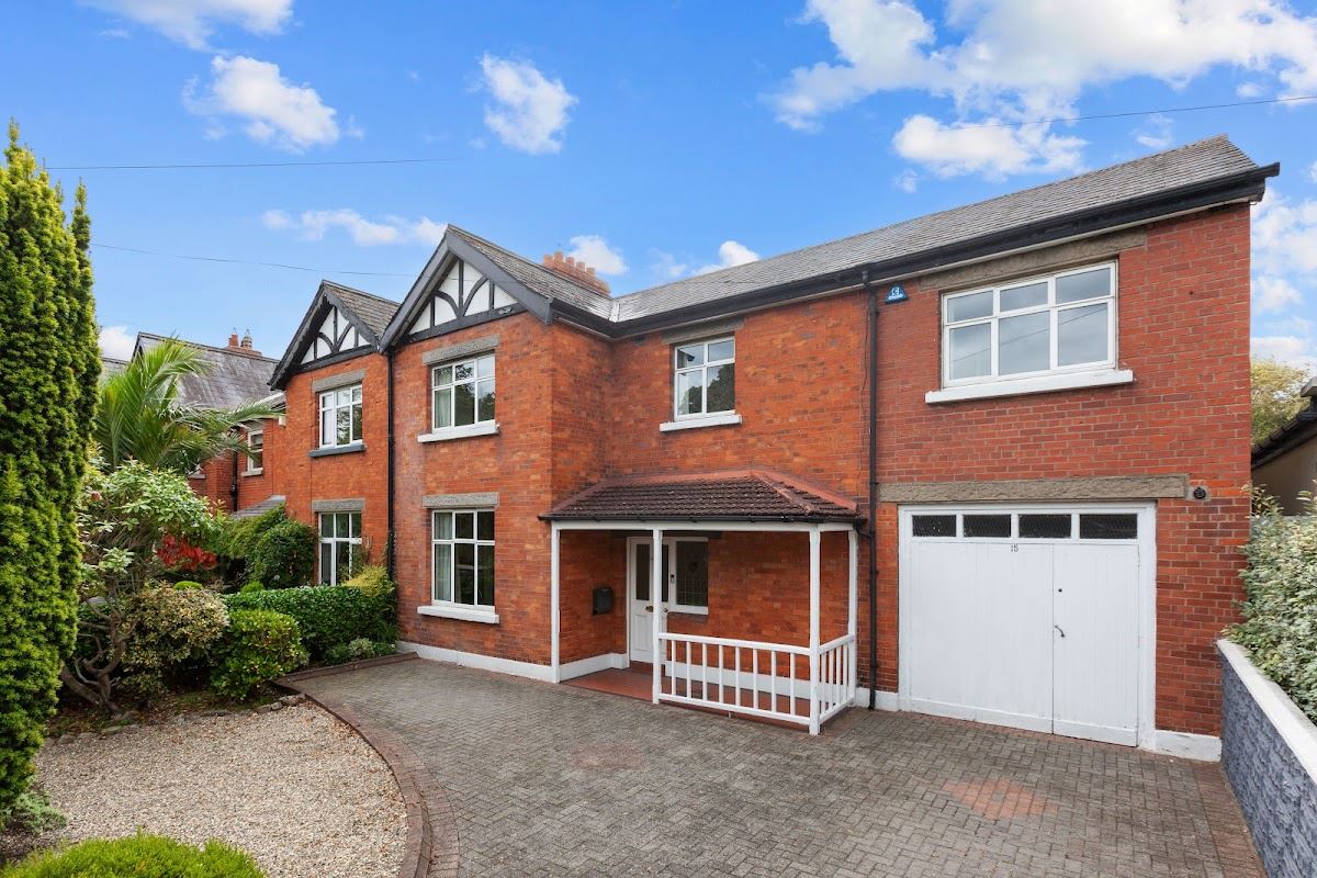 15 Castle Avenue , Clontarf, Dublin 3