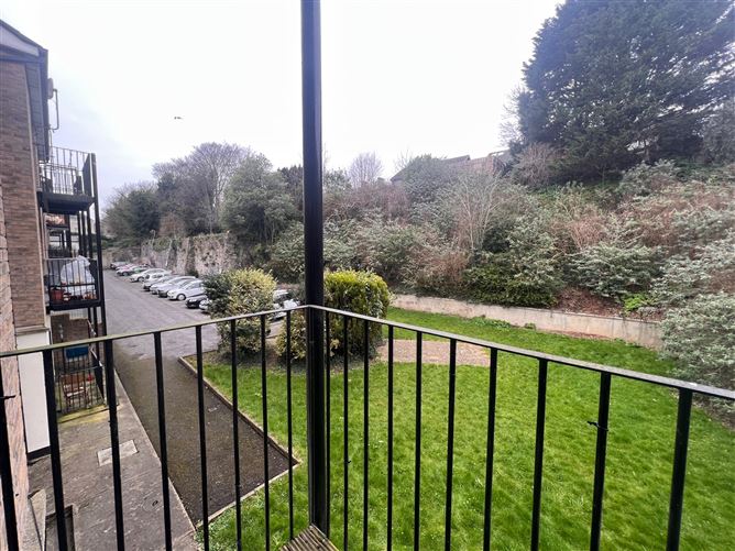22 St. Catherine's, North Strand , Drogheda, Louth