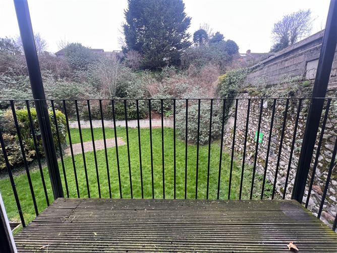 22 St. Catherine's, North Strand , Drogheda, Louth