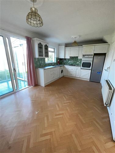 Woodville Manor, Tom Bellew Avenue, Dundalk, Louth