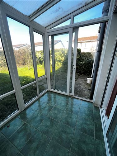 Woodville Manor, Tom Bellew Avenue, Dundalk, Louth