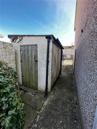 Woodville Manor, Tom Bellew Avenue, Dundalk, Louth