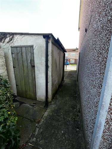 Woodville Manor, Tom Bellew Avenue, Dundalk, Louth