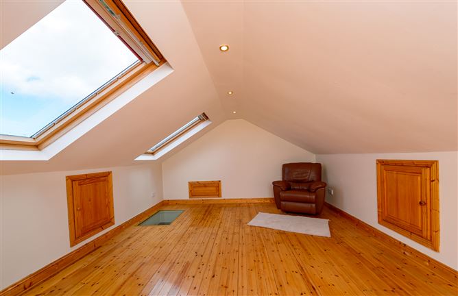 5 Bayside Arbours, Sandy Road, Rush, Co. Dublin